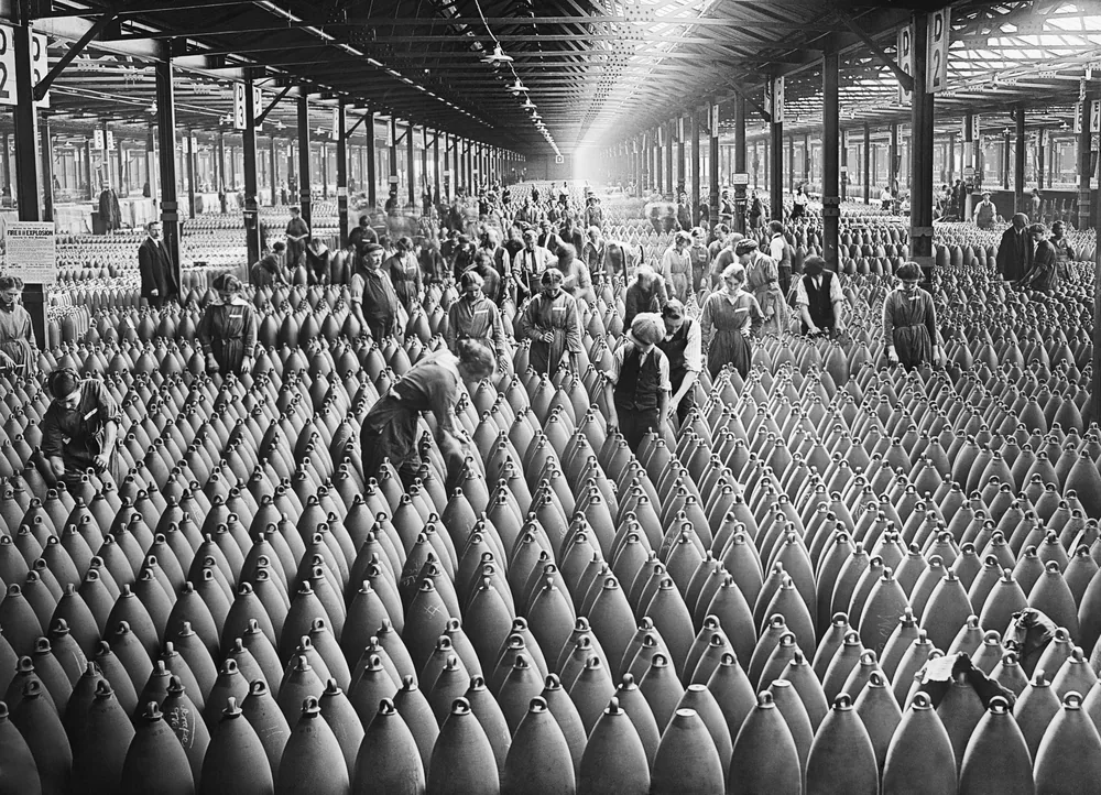 Munitionslager einer britischen Granatfüllfabrik